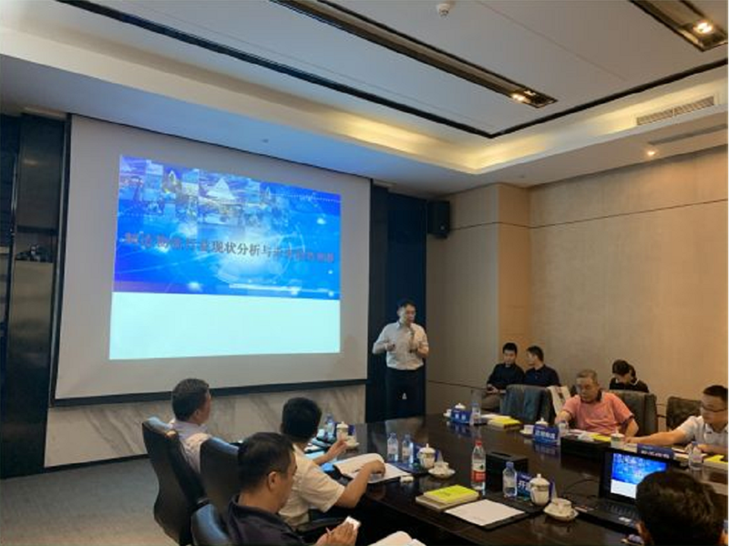 華為云物流行業(yè)解決方案總監(jiān)劉宇超先生作主題演講.png 華為云物流行業(yè)解決方案總監(jiān)劉宇超先生作主題演講.png